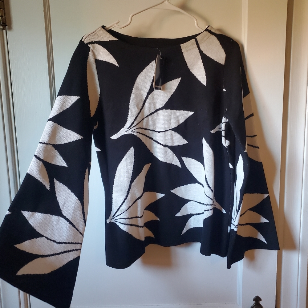 Premise sweater